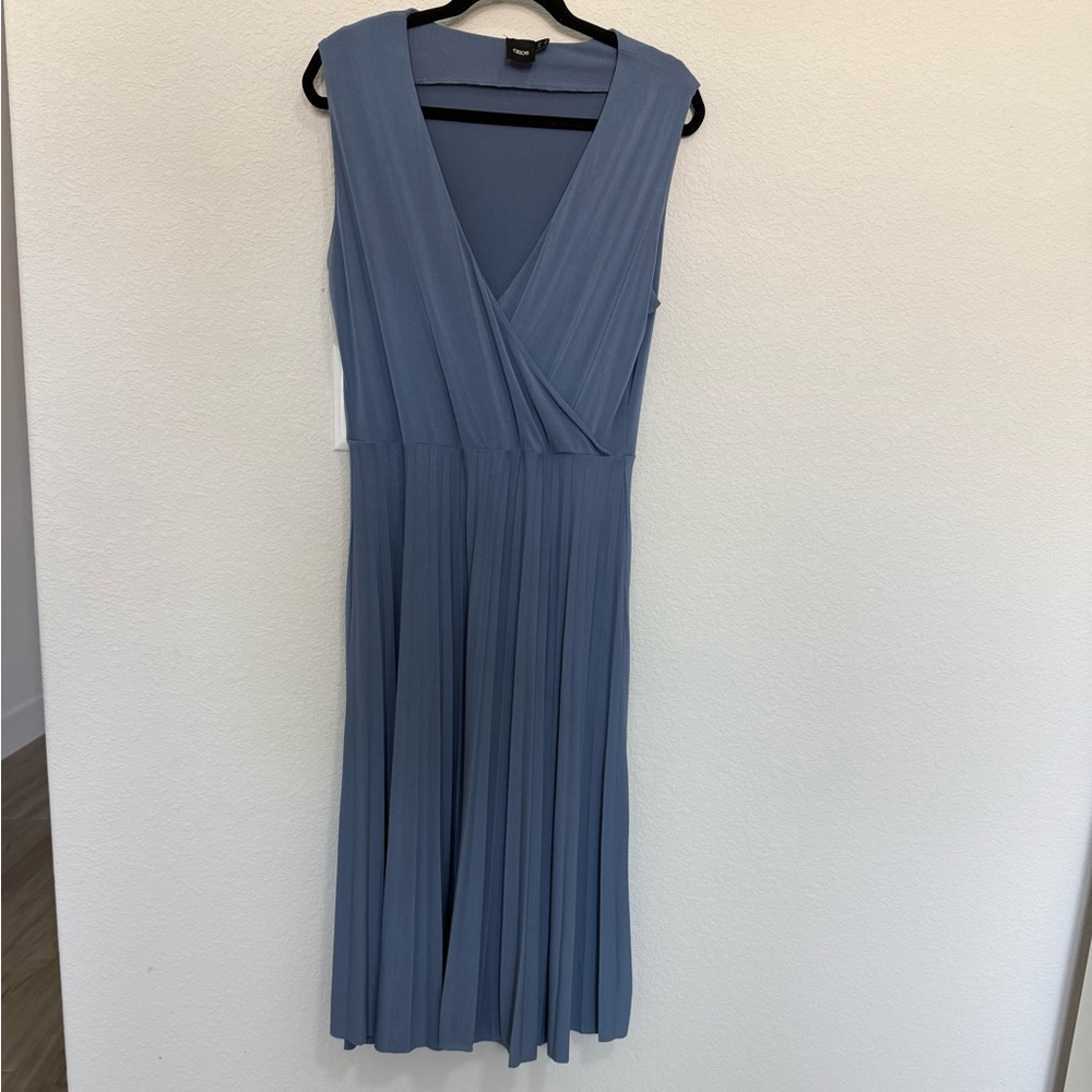ASOS Dusty Blue Pleated Sleeveless Surplice V-Neck Midi Dress 12